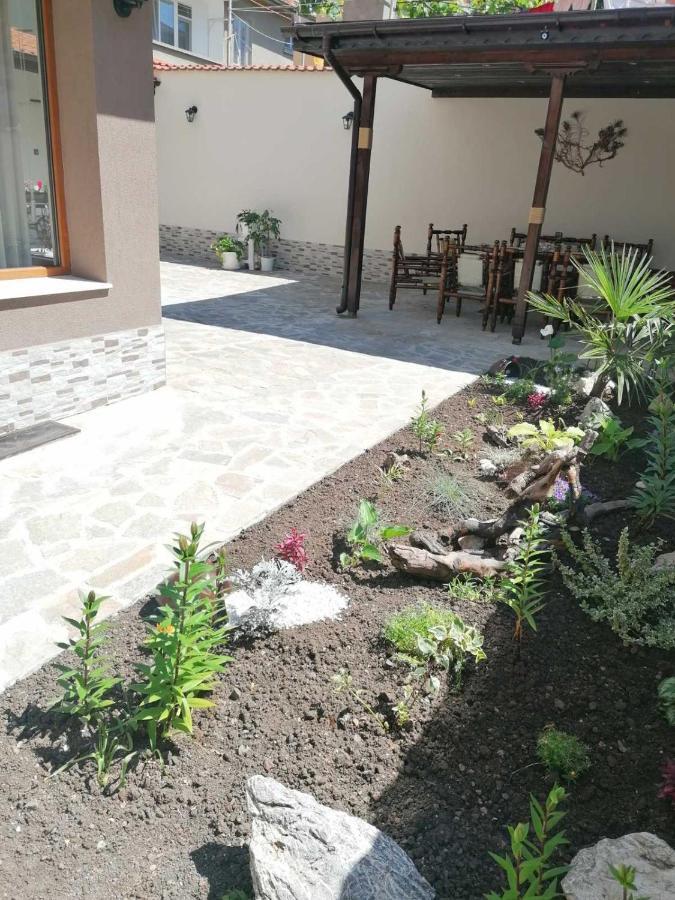 צרבו Villa Mareli מראה חיצוני תמונה