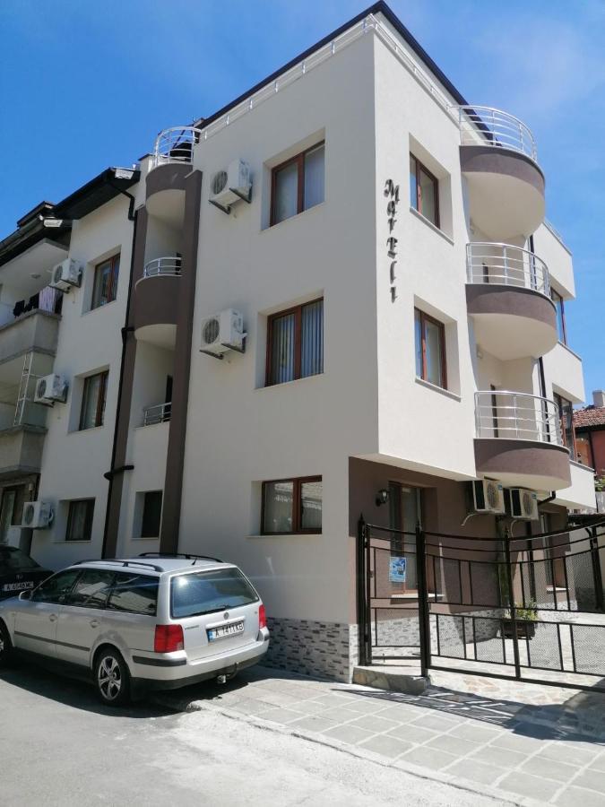 צרבו Villa Mareli מראה חיצוני תמונה