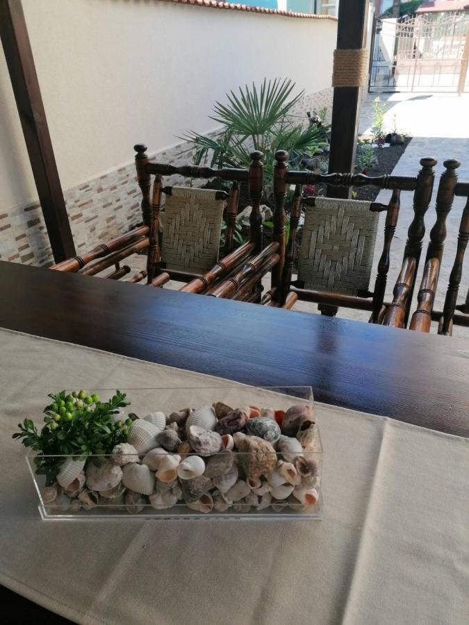 צרבו Villa Mareli מראה חיצוני תמונה